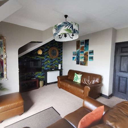 Palm Cove Bundoran Luxurious Sea View Balcony Free Wifi Netflix Sleeps 5 Exterior foto