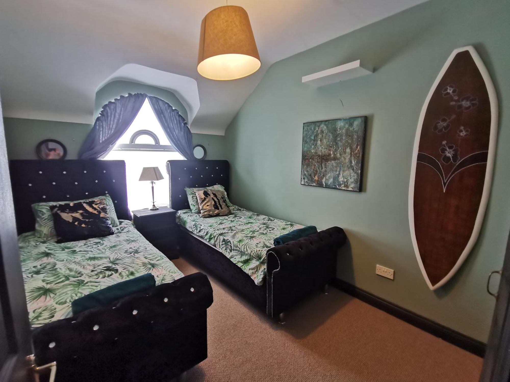 Palm Cove Bundoran Luxurious Sea View Balcony Free Wifi Netflix Sleeps 5 Exterior foto